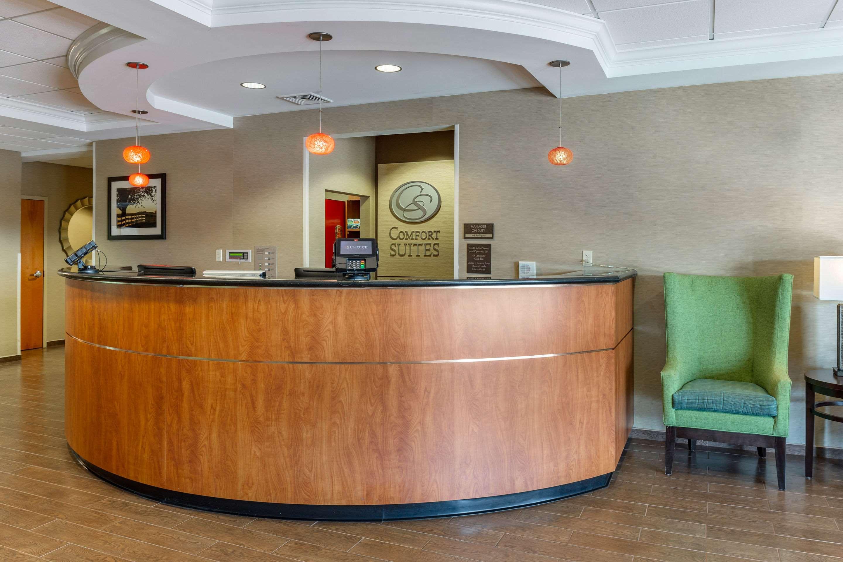 Comfort Suites Lancaster Amish Country 3*