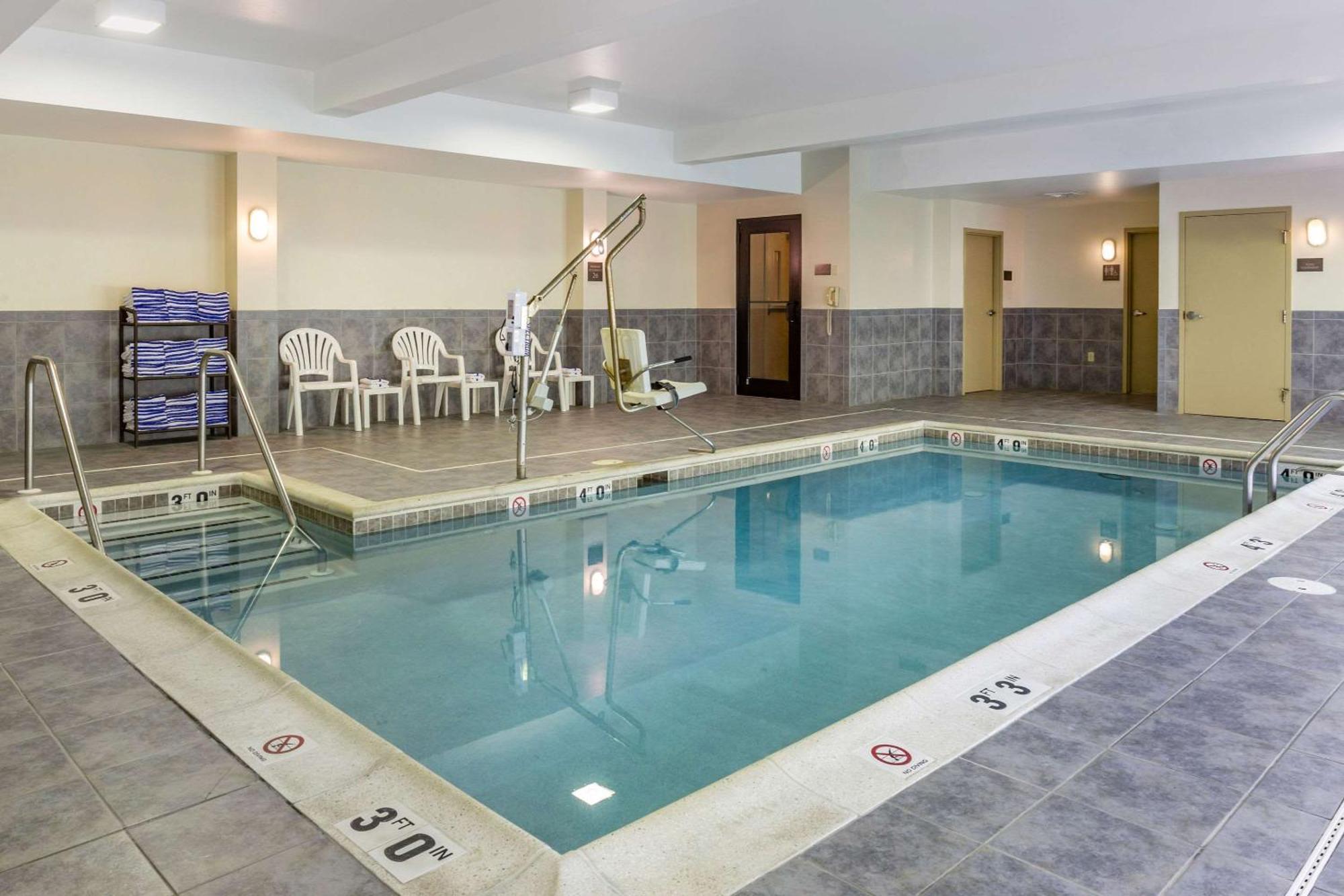 Hotel Comfort Suites Lancaster Amish Country Smoketown (Lancaster County)
