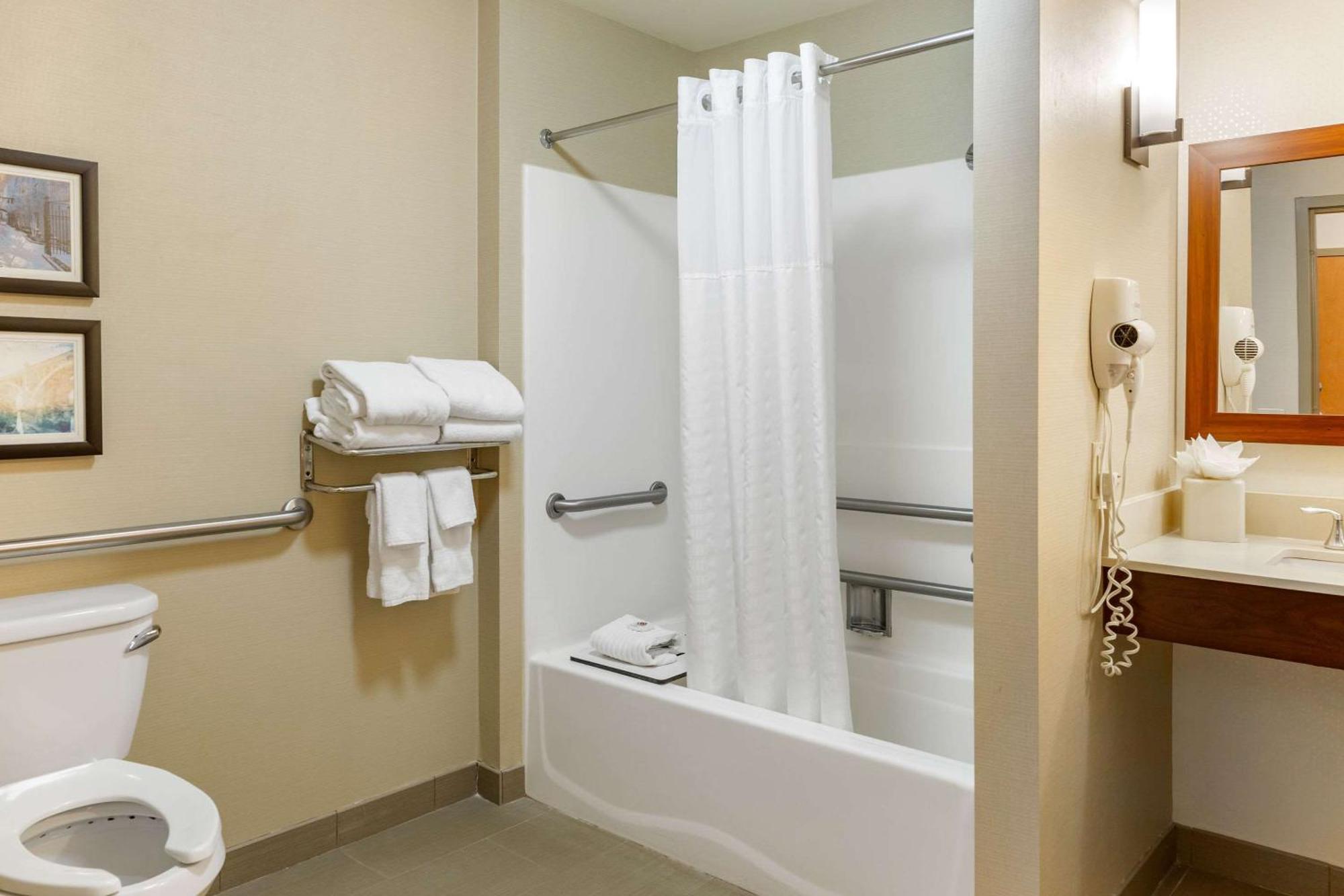 Comfort Lancaster Amish Country Hotel Smoketown (Lancaster County)